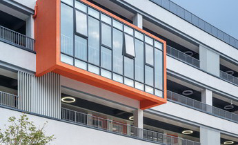 校庆专刊《历史的节点》推出